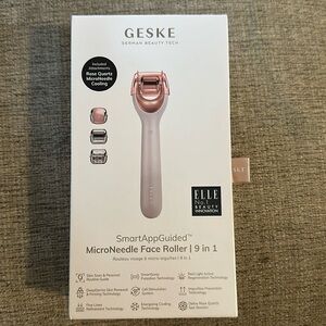 Geske Microneedle Facial Roller 9-1, Starlight,